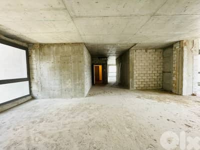 RAO26-4903 Office 300m for rent in Sin l Fil, $ 2,500 cash