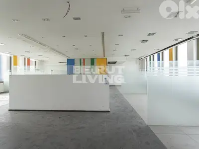 Spacious Office | 24/7 Security | 5 Parkings | Sea View