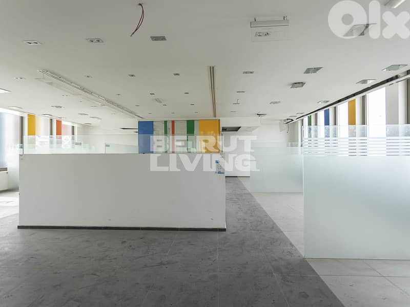 Spacious Office | 24/7 Security | 5 Parkings | Sea View 0