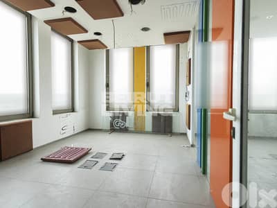 Spacious Office | 24/7 Security | 5 Parkings | Sea View