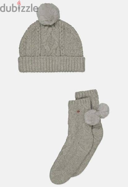 Ted Baker - Women knitted pompom and socks grey.New 0