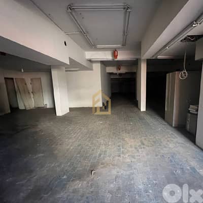 Warehouse for sale in Achrafieh AA88