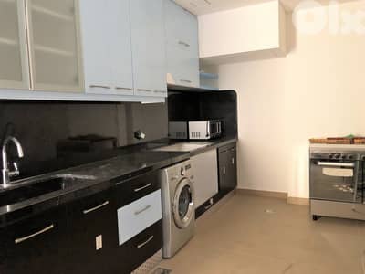138 SQM Apartment in Spears with Mountain + Partial Sea View
