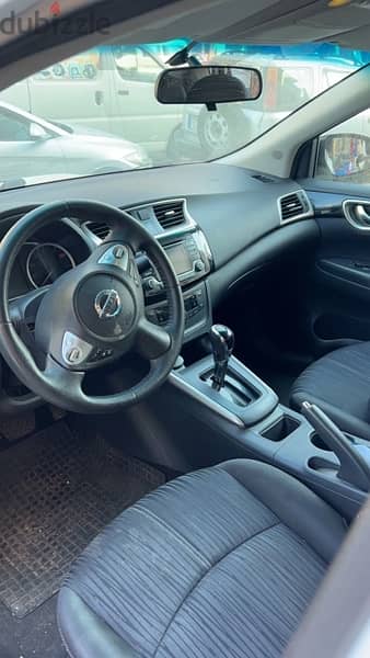 Nissan Sentra 2018