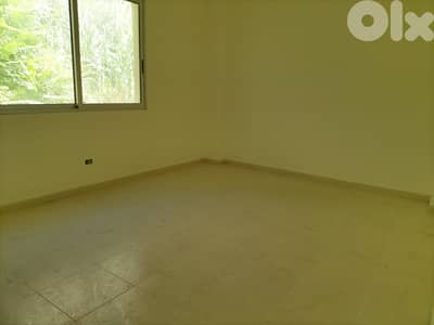 196 SQM Prime Location Apartment in Choueifat, Amrousiyeh, Aley