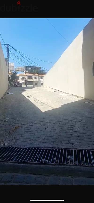 مستودع 3460م للبيع في الشويفات