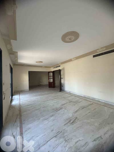 Ain El Mraisseh Prime (280Sq) 4 Bedrooms (AM-120)