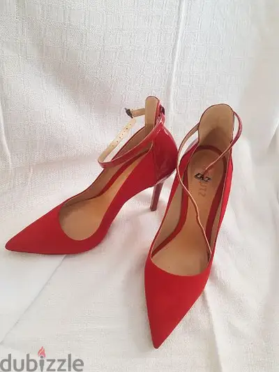 red shoes from carissima size 37 as 38