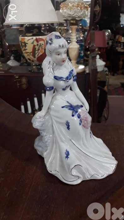 Antique 0