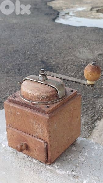 antique 3