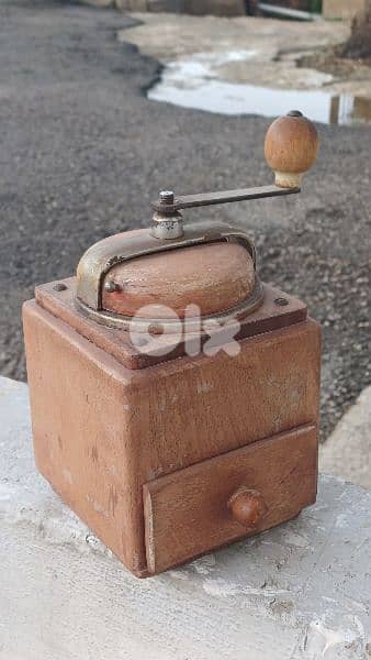 antique 4
