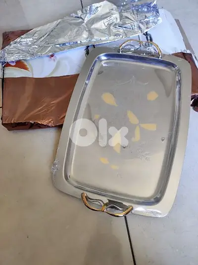Serving tray