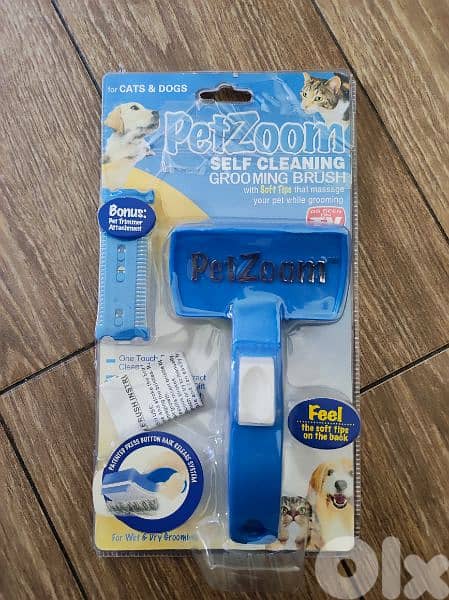 Self cleaning grooming brush. 0