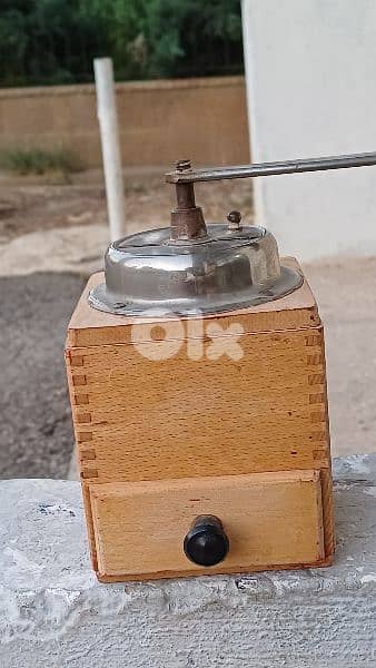 antique 3