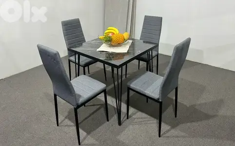 dining table b4