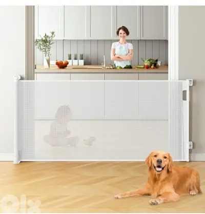Retractable Baby Gates 150W x 85.6H centimetres /4$ delivery.