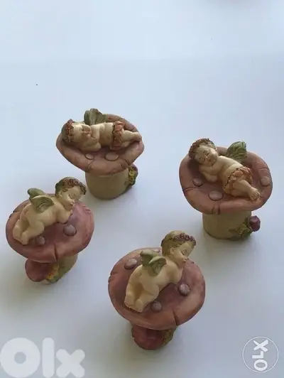 Decorative angels