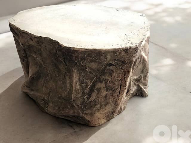 Concrete Rock table 0
