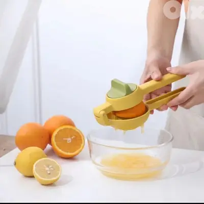 plastic manual juicer