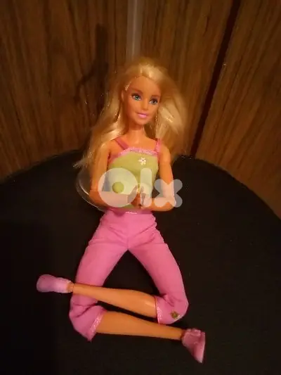 Barbie MADE TO MOVE Mattel2017 JOINTS body Great Wearing doll+Shoes=30