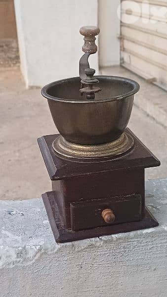 antique 4