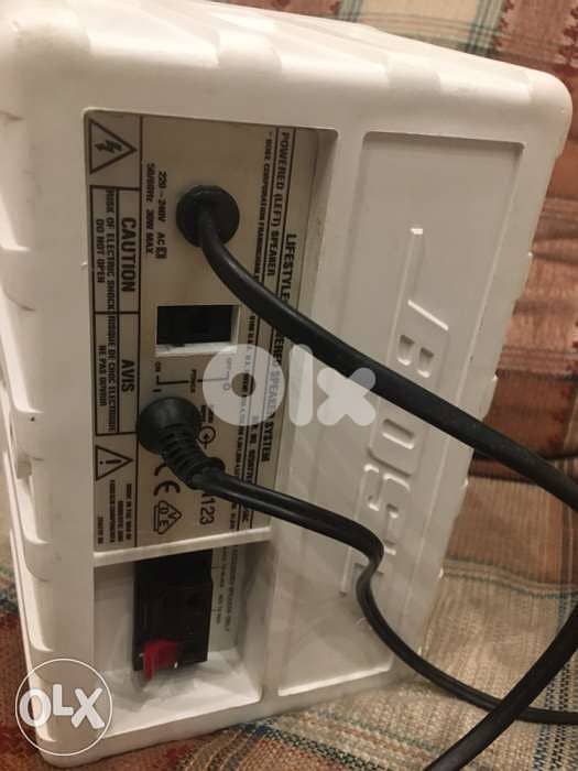 bose lifestyle powered speaker system 2