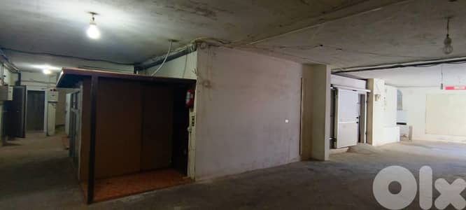 L15742-Refrigerated Warehouse for Rent In Zouk Mosbeh