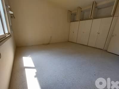 Apartment for Sale in Rabieh شقة للبيع في الرابية