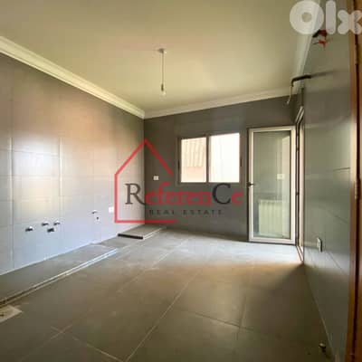 Brand new apartment for sale in Hazmieh. شقة جديدة للبيع في الحازمية.