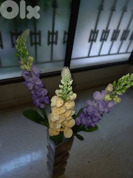 Silver pot with artificial flowers 2