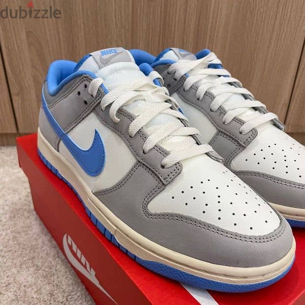 Authentic Nike Dunk Low Athletic Department university blue. 76969O37 2