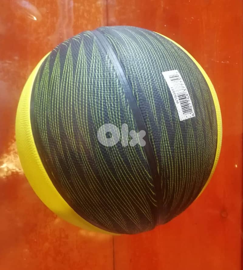 Wilson hyper shot size 6 basketball 1