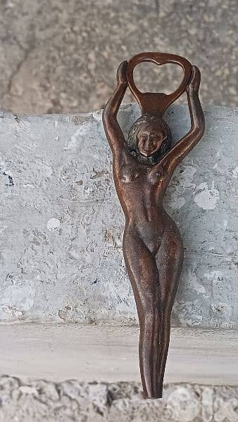 antique 3