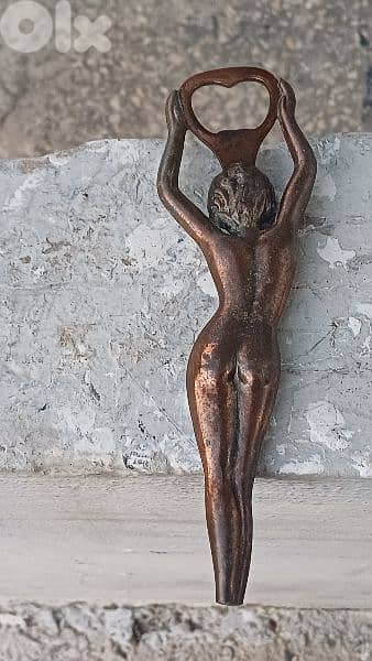 antique 6