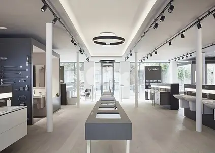 2 FLOORS SHOWROOM IN THE HEART OF DOWNTOWN (180SQ) 2 FACADES (BTR-310)