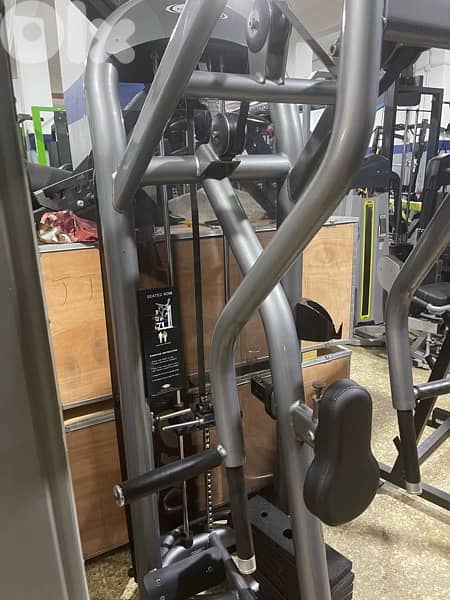 Matrix seated row like new 3