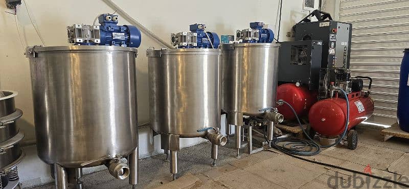 stainless mixing containers 0