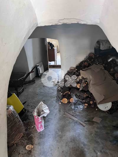 House For Sale In Jeddayel | Calm & Private Area | منزل للبيع|PLS26085