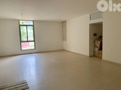 RWB128NK - Shop for rent in Amchit Jbeil