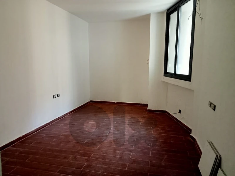 80 Sqm |Good Finishing Apartment ForRent In Achrafieh / Abed El Wahab