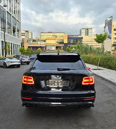 Bentley Bentayga W12 2017