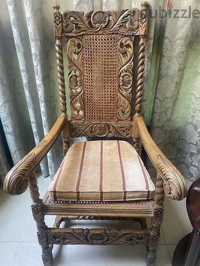 2 chairs for sale very good condition