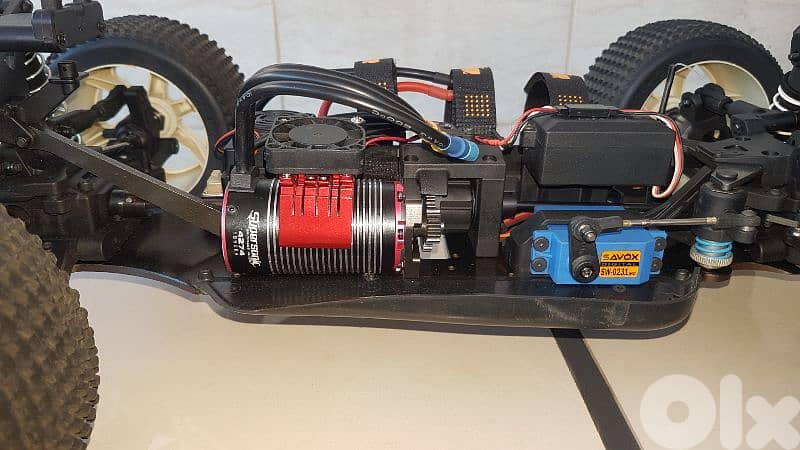 exchange on rc car , team magig seth6 , 6S ,excellent condition 5