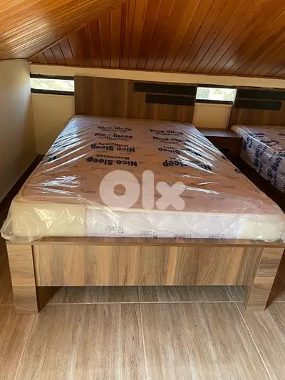تخت مفرد ونص مع فرشة جديدة بافضل الاسعار من المعمل