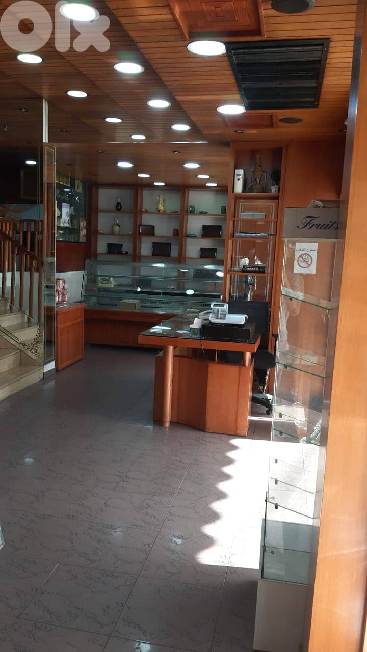 Prime Location Shop in Baabda Town, Baabda 0