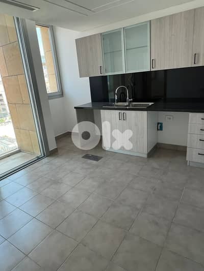 DOWNTOWN 520SQ SEA VIEW 6 PARKINGS BRAND NEW SUPER CATH!!! DOWNTOWN 520SQ SEA VIEW 6 PARKINGS BRAND NEW SUPER CATH!!!