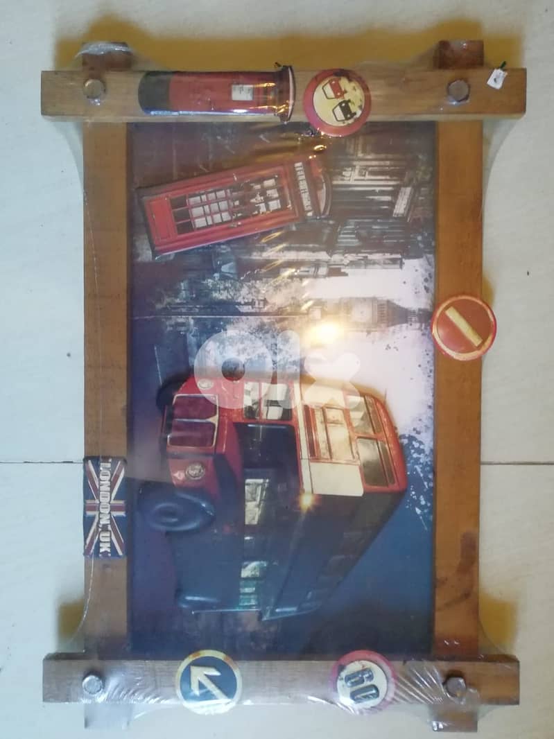 Retro style photo frames still new sealed 53*35 cm approx still new se 1