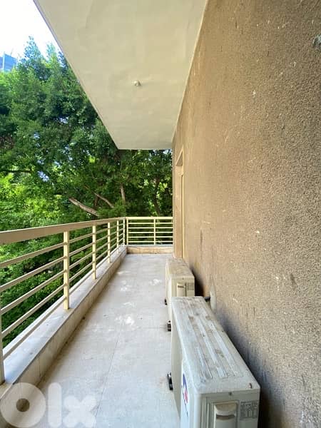 Spacious Apartment for commercial use in a prime Location in Achrafieh 0
