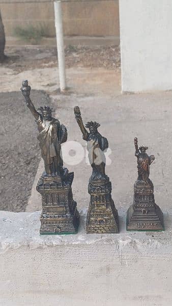 antique 0
