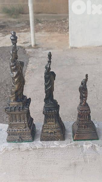 antique 8